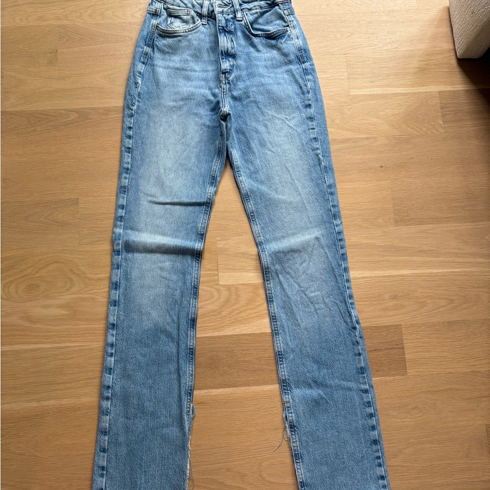 Zara Light Blue Straight Leg Women's Jeans